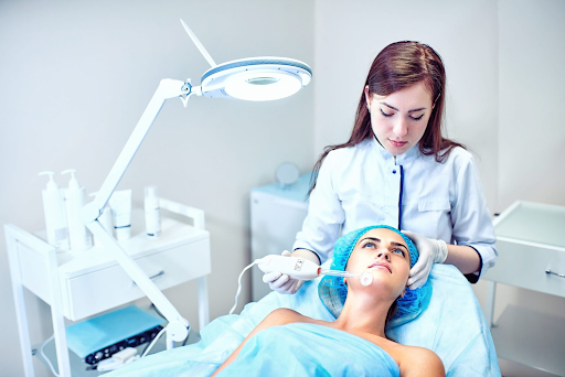 best cosmetologist in Mumbai